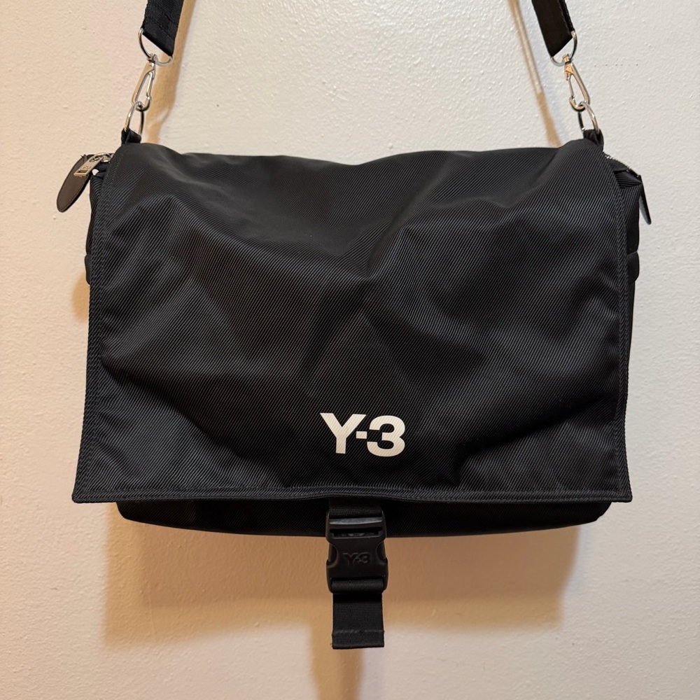 Y-3 Black Logo Messenger Bag with Adjustable Strap